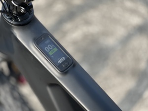 Bicicletta Elettrica da Uomo - Bici Elettrica Professionale con Componenti Premium e Sistema di Guida Morbida per la Città - Product Image 4