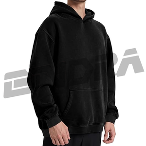 Sudadera negra extragrande con estilo urbano, suave, transpirable y cómoda para uso diario, pieza esencial de estilo urbano moderno. - Product Image 3