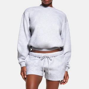 Ensemble de survêtements vintage personnalisés en coton respirant pour l'été : T-shirt coupe carrée imprimé et short court style streetwear - Product Image 1