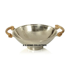 Métal brillant à la mode supérieur poli avec bol debout de conception de forme feuillue d'or pour les produits décoratifs de table d'hôtel et de restaurant - Product Image 2