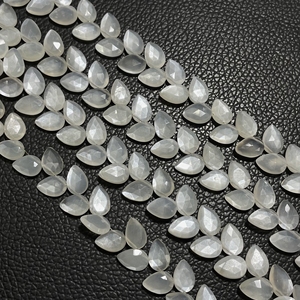 Perles Briolette en forme de poire à facettes en pierre de lune blanche de haute qualité - Product Image 4