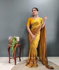 Sari Silk prêt à porter vêtements de mariage de fête indiens en prix de gros broderie traditionnelle travail banarasi khadi - Product Image 1
