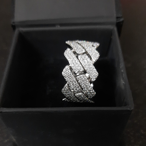 Bague en moissanite de clarté VVS, fabriquée en argent, nouvelle arrivée, bijoux en diamant tendance - Product Image 1