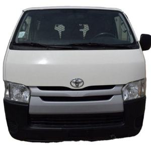 Hiace Van 2020, Tracción Trasera, Motor de 4.5L de Aspiración Natural, Caja de Cambios Automática, Asientos de Cuero, Interior Oscuro, Cámara Trasera de 360° - Product Image 1
