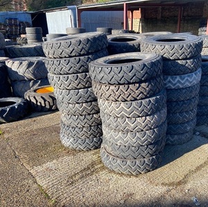 ยางรถยนต์มือสอง14นิ้ว185/60R14 - Product Image 1