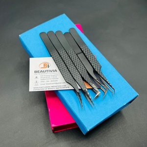 Pinzas para pestañas con logotipo grabado personalizado más vendidas, Punta puntiaguda de agarre fuerte, Material de acero inoxidable sostenible probado a mano - Product Image 4