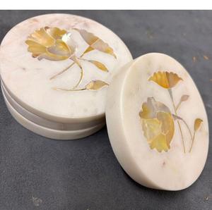 Dessous de verre carré en marbre blanc fait à la main avec incrustation de vadrouille florale élégant dessous de verre en pierre naturelle marbre décoratif de luxe - Product Image 2