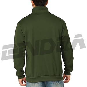 El suéter de media cremallera en color verde oliva ofrece un elegante calidez, sensación suave, ajuste moderno, ideal para looks casuales y frescos al aire libre - Product Image 5