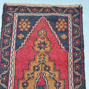 1.8x3.4 ft Rug, Turkish Vintage Small Rug, <b>Red</b> <b>Wool</b> Rug - Product Image 5