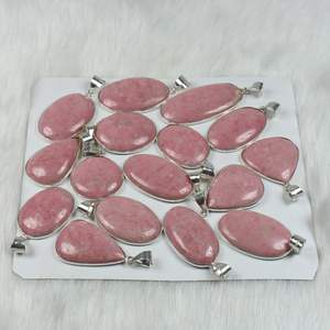 จี้สร้อยคอชุบเงินของผู้หญิง Thulite Jasper การตั้งค่าฝาที่มีเสน่ห์ที่น่าสนใจสำหรับสาวๆ - Product Image 3