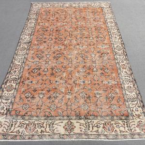 Tapis de 0,4 x 8,3 pieds, tapis turc vintage, tapis en laine orange - Product Image 1
