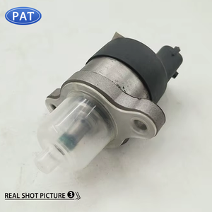 Régulateur <span class=keywords><strong>de</strong></span> <span class=keywords><strong>pression</strong></span> <span class=keywords><strong>de</strong></span> carburant pour Trajet <span class=keywords><strong>Tucson</strong></span> 2.0 CRDi 0281002445 31402-27000 Régulateur <span class=keywords><strong>de</strong></span> <span class=keywords><strong>pression</strong></span> <span class=keywords><strong>de</strong></span> carburant à rampe commune 31400-27500 - Product Image 5