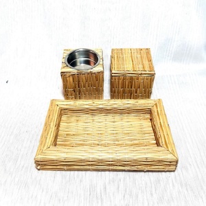 Encensoir en bois de style arabe, vente chaude pour l'Aïd et le Ramadan, ensemble Bakhoor avec décoration en rotin tressé, design en bambou Bakhoor Mubkhar - Product Image 1