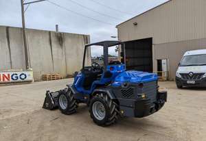 Chargeuse compacte Hitachi New MultiOne 11.6K, 1 an de garantie, 6 tonnes, chargeuse-pelleteuse à roues, moteur Eaton inclus, roulement, pompe, boîte de vitesses, PLC - Product Image 3