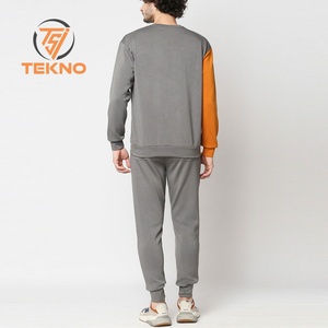 Nouveau service OEM personnalisé prix d'usine hommes pantalon de survêtement et chemise de survêtement ensemble 2025 produit à la mode meilleur design hommes survêtement ensemble - Product Image 3