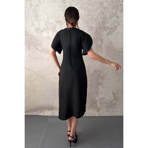 Vestido Largo de Satén Negro para Mujer, Marca Elisa Fashion - Product Image 5
