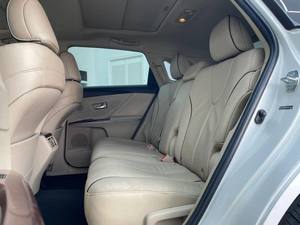 Toyota Venza Wagon 4D 2011, Transmisión Automática, Motor V6, Techo Panorámico Completo, MÁS VENDIDO - Product Image 3