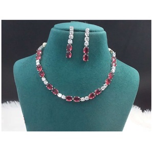 Meilleures ventes de colliers et boucles d'oreilles en diamant américain Bijoux en laiton pour les mariages fêtes Célébrations ethniques - Product Image 1