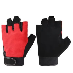 Meilleur tarif Gants de cyclisme de haute qualité pour hommes en cuir chaud avec caractéristiques confortables antidérapantes Prix raisonnable - Product Image 1