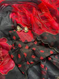 Belle collection de saris de créateur pour femmes avec impression numérique et bordure tissée à la main - Product Image 4