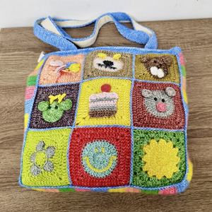 Bolso de Hombro de Mujer Hecho a Mano, Estilo Vintage, con Dos Correas, Diseño de Cuadrados Granny Crochet, Cierre Abierto, Patrón Animal, Poliéster, Portátil - Product Image 2