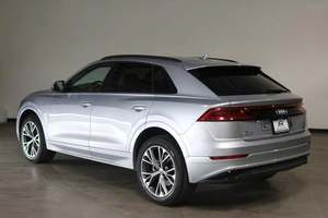 Assez utilisé 2020 A-u-d-i Q8 Prestige faible kilométrage RHD/LHD assez utilisé Son moteur sièges en cuir essence/gaz carburant gauche - Product Image 6