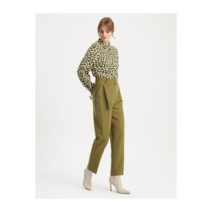 Pantalones de Mujer con Cinturón, Corte Arqueado, Pierna Recta, Doble Bolsillo y Pliegues - Product Image 4