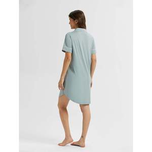 Chemise de nuit classique en bambou pour femme, à manches courtes, en tissu tissé doux et confortable pour l'été, col en V, en modal - Product Image 5