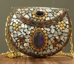 Bolso de mano de mujer Mosaic Evil Eye en atractivas artesanías de lujo negras con cadena de metal Bolso de noche a un precio razonable - Product Image 3