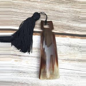 Chausse-pied en corne de buffle naturelle authentique avec un design artisanal traditionnel de luxe pour la chambre à coucher, le placard et les voyages - Product Image 5