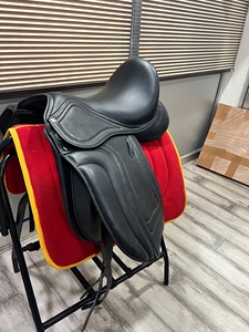 Sillín de doma de alta calidad de cuero doble con relleno de cuero suave de vaca al mejor precio - Product Image 3