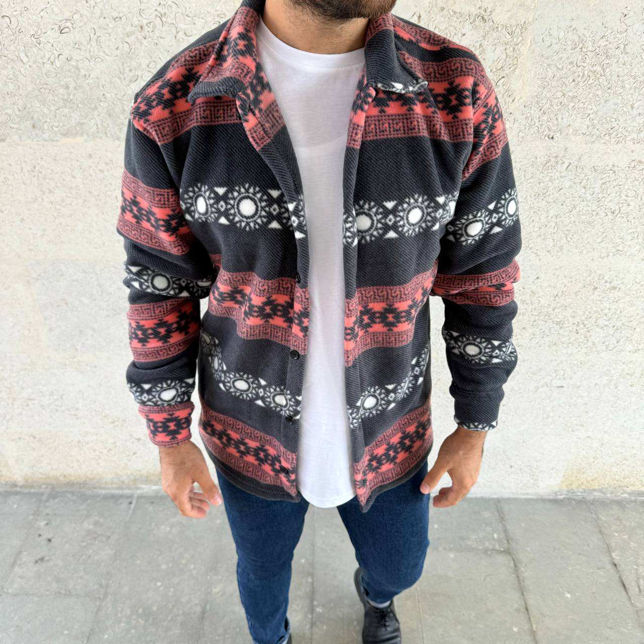 สีแดงม่วง