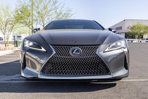 Excelente estado, Lexus LC 500 usado del 2018 - Product Image 4