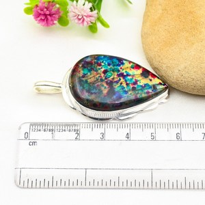 Pendentif en pierre précieuse de Labradorite fait main avec feu multiple en argent 925 Pièce de bijou unique Grand cadeau de Noël - Product Image 5