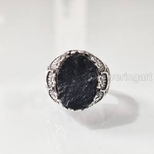Bague en argent sterling 925 pour homme, avec pierre précieuse naturelle brute de tourmaline noire, pierre de naissance d'octobre, bijoux arabes raffinés, vente en gros - Product Image 1