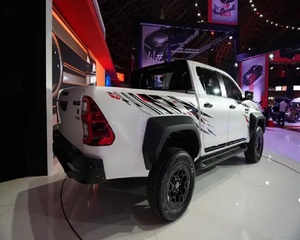 Toyota Hilux GR-Sports 4.0l 2024 Seminuevo, Volante a la Izquierda y Derecha - Product Image 4