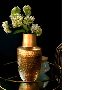 Vase de sol à fleurs en métal coulé martelé de conception moderne supérieure Pots de fleurs de conception de luxe pour la décoration de dessus de plancher à la main personnaliser - Product Image 2