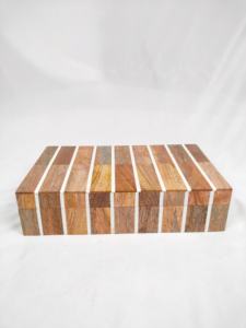 Cajas de Almacenamiento con Base de Madera de Estilo Rústico de Último Diseño, Hechas a Mano con Incrustaciones de Resina de Alta Calidad, Bajo Precio y Alta Demanda para Joyas - Product Image 5