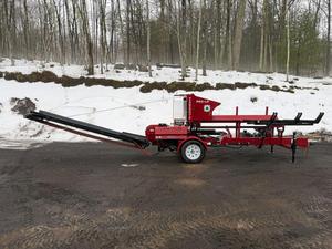 Processeur de bois de chauffage Timberwolf Pro-LP 25 tonnes, moteur à essence 22 CV, capacité de bûches de 16 pouces, fendeuse de bûches commerciale remorquable - Product Image 5
