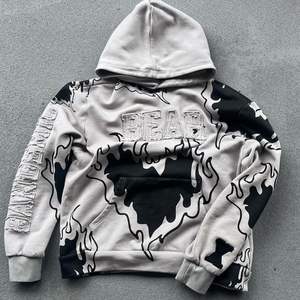 ผู้ผลิตเสื้อฮู้ดดี้แบบเรียบขายส่ง พร้อมส่ง เสื้อสเวตเชิ้ตผ้าฟลีซเรียบ สำหรับงานพิมพ์และออกแบบตามสั่ง - Product Image 1