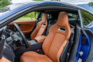 2023 Jaguar F-Type R Coupé Gasolina, Bajo Kilometraje - Product Image 5