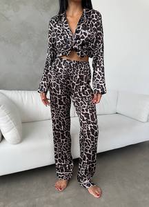 Conjunto de Pijama de Satén para Mujer, Camisa de Manga Larga con Botones y Pantalones Cortos, Ropa de Dormir Térmica Suave, Cintura Elástica, Color Sólido, Primavera - Product Image 2