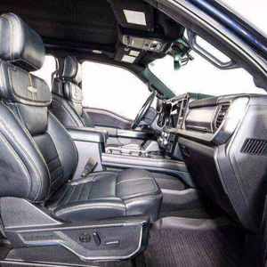 OFFRE SPÉCIALE : <span class=keywords><strong>Ford</strong></span> F-250 Platinum Super Double Cabine <span class=keywords><strong>2022</strong></span>, pick-up d'occasion prêt à être expédié aux Pays-Bas - Product Image 1