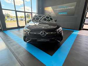 เมอร์เซเดส-เบนซ์ GLC 300 4MATIC เอสยูวี เกียร์อัตโนมัติ ดีเซล เทอร์โบ ไฟหน้า LED ล้อแม็ก R19 เบาะหนังสีเข้ม หลังคาพาโนรามิกซันรูฟ เบาะไฟฟ้า - Product Image 1