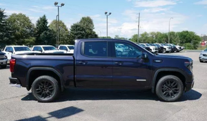 Auto Usado en Excelentes Condiciones, Bajo Kilometraje, <span class=keywords><strong>GMC</strong></span> Sierra 1500 Elevation 2022, Camioneta, Envío a Todo el Mundo - Product Image 6