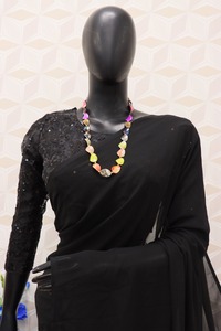 Hot Sale Designer Party Look <span class=keywords><strong>Sexy</strong></span> schwarze Farbe Georgette Plain Saree mit Designer Heavy Thread & Sequence Work Organza Bluse - Product Image 3