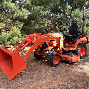 Kubota-Tracteur sous-compact BX2380 d'occasion-Chargeur frontal de haute qualité-Acheter maintenant! Boîte de vitesse de pompe à engrenages de moteur de noyau de caractéristiques - Product Image 1