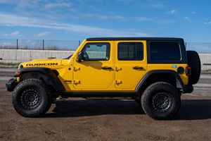 2021 WRANGLER Unlimited Rubicon 4x4 Low Mileage Sound Engine AUTOMATIC Transmission <b>Panoramic</b> roof LED lights Ready to Ship - Product Image 3