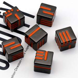 Juego de mesa de dados metálicos personalizados de 6 piezas, muy vendido. - Product Image 6