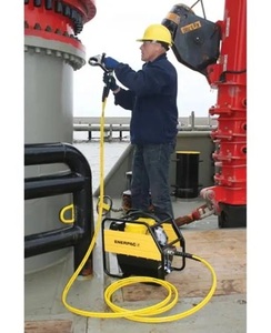 ¡COMPRA AHORA! Bomba de Torque Hidráulica TQ700E de Alta Eficiencia, 10000 PSI, para Herramientas de Atornillado Industriales - WORLD EXPORTS - Product Image 2